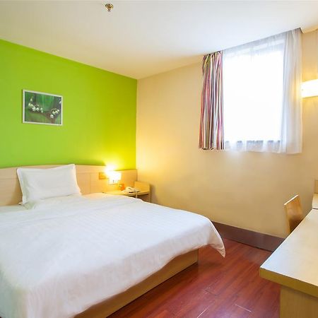 7Days Inn Guangzhou Nonglinxia Road Ouzhuang Subway Station Ngoại thất bức ảnh